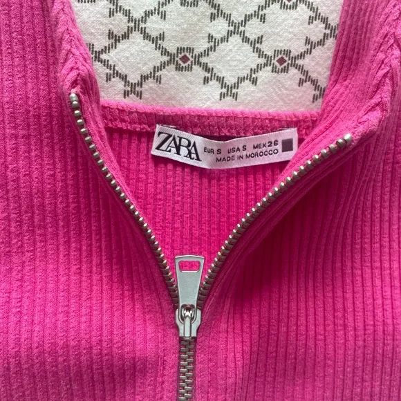 Zara Y2K Hot Pink Ribbed Knit Zip-Front Crop Top 💖 - Picture 5 of 9